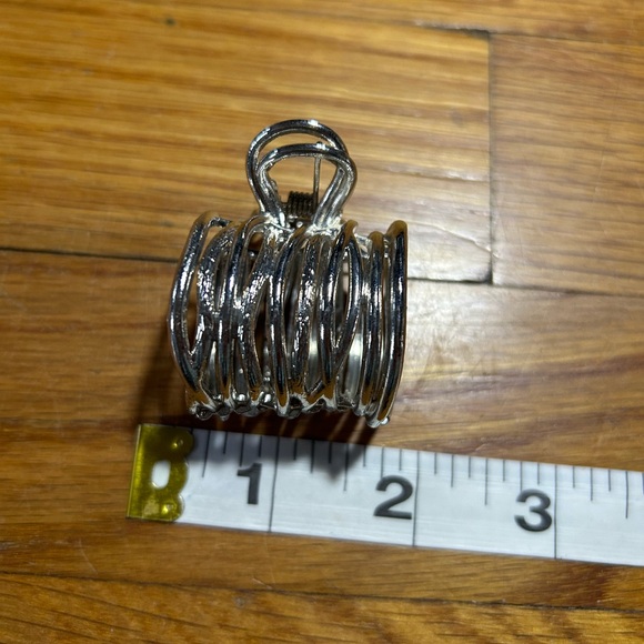 BOGO Silver Hair Clip - Picture 7 of 8